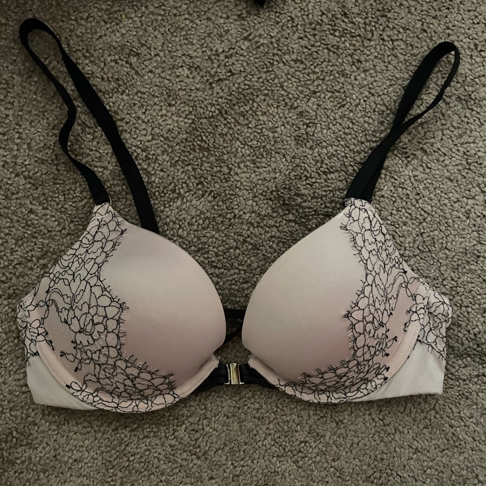 Victoria Secret Bra